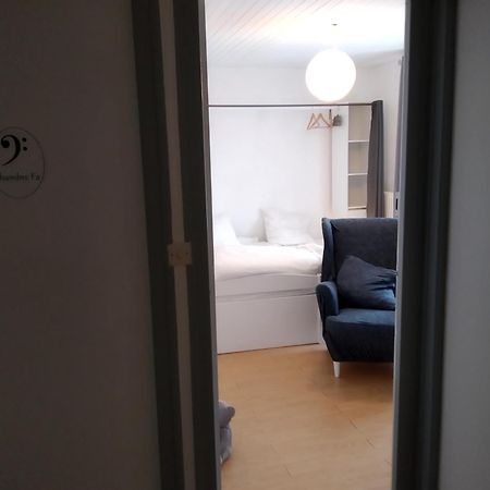 Do Mi Si La Do Re Gite Partage Saint-Carreuc Room photo